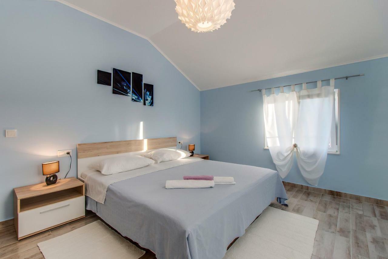Apartman Leon & Rent A Quad Mali Lošinj Zewnętrze zdjęcie