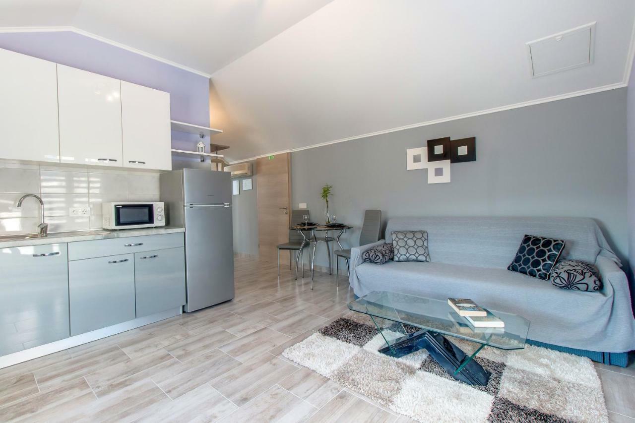 Apartman Leon & Rent A Quad Mali Lošinj Zewnętrze zdjęcie