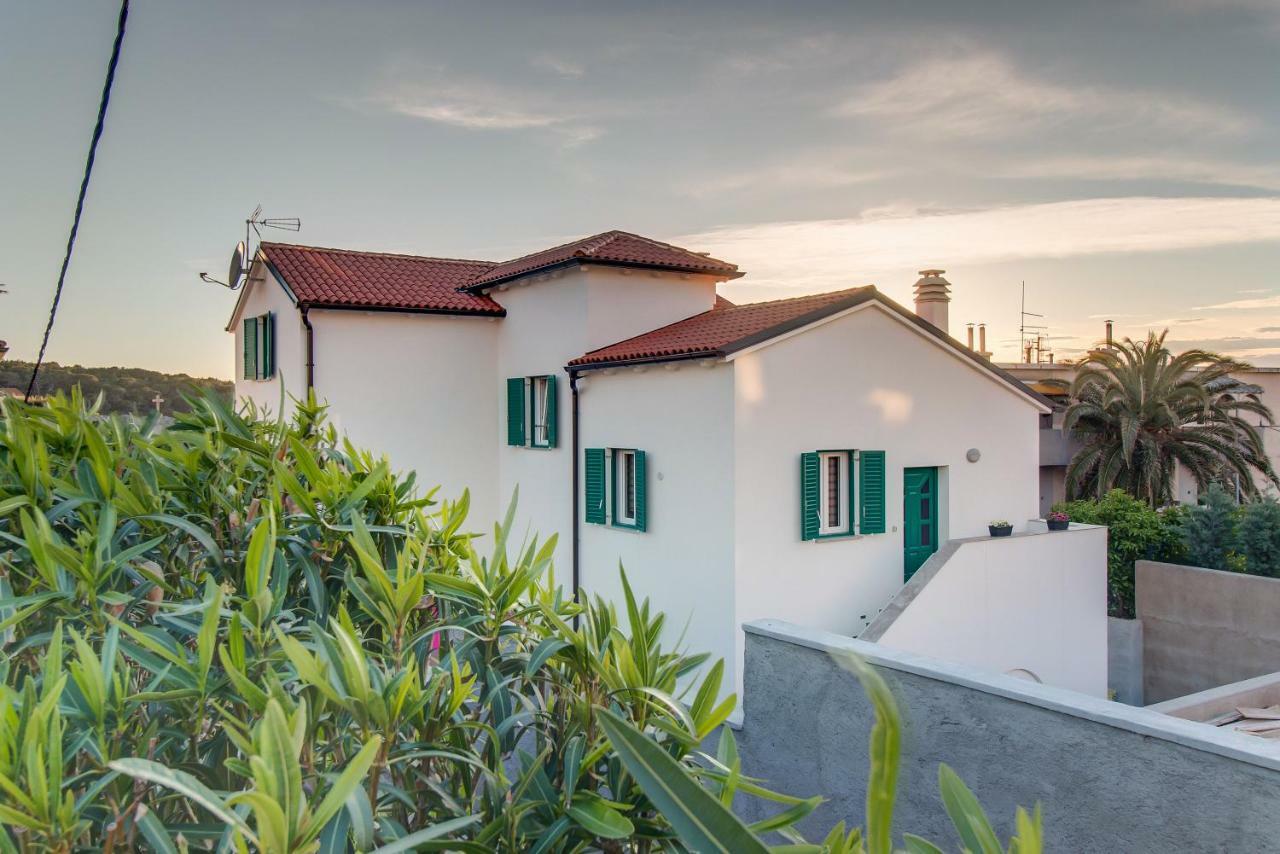 Apartman Leon & Rent A Quad Mali Lošinj Zewnętrze zdjęcie